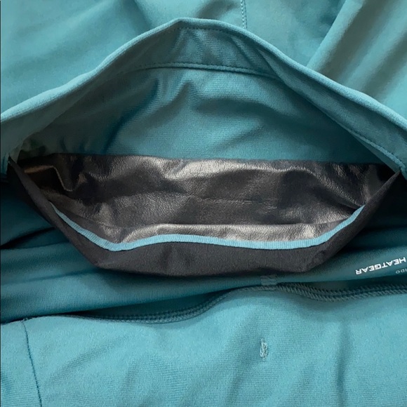 Under Armour fitted HeatGear Shorts XS NWT - Picture 7 of 8